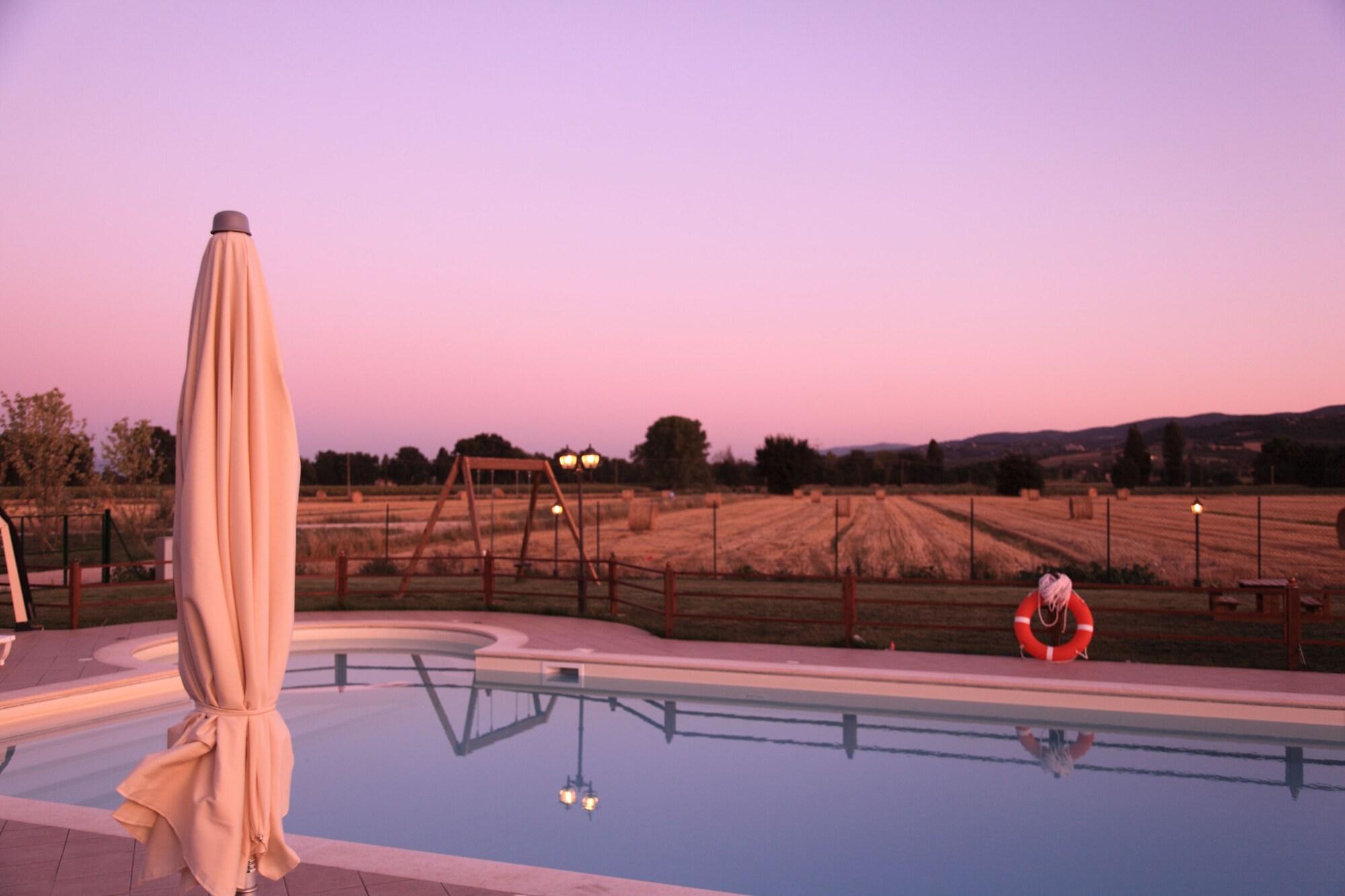 Agriturismo Le Rondini Di Francesco Di Assisi Cannara Bagian luar foto